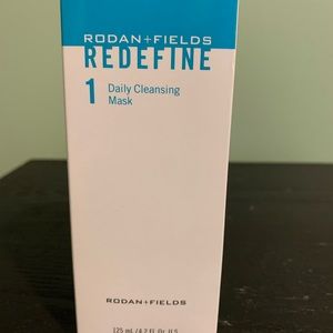 Rodan and Fields REDEFINE DAILY CLEANSING MASK
